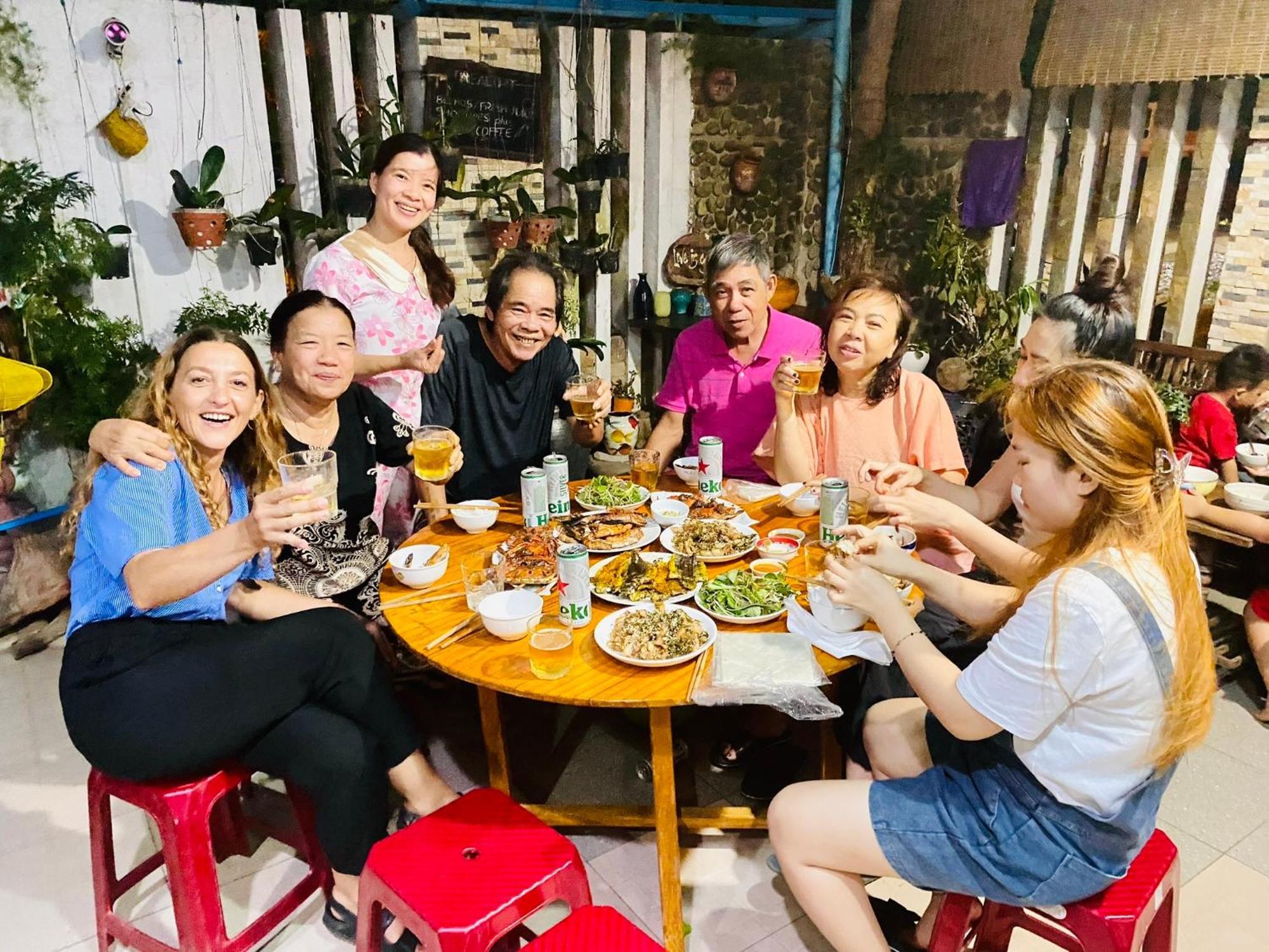 טאם קיי Golden Lantern Tam Thanh Homestay מראה חיצוני תמונה